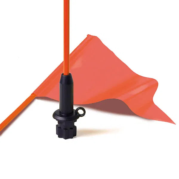 Le Flag Whip est la façon dont vous arrêtez d'être invisible sur l'eau.

Que vous pagayiez avant l'aube, que vous vous faufiliez à travers la côtelette ou que vous fassiez des missions furtives sur votre yak, ce fouet de sécurité de 1,2 mètre vous permet d'être vu, sans vous mettre en travers de votre chemin.

Construit solide et flexible, le fanion orange haute visibilité attire l'attention tandis que le fouet en fibre de verre fléchit dans le vent sans craquer ni flotter.
