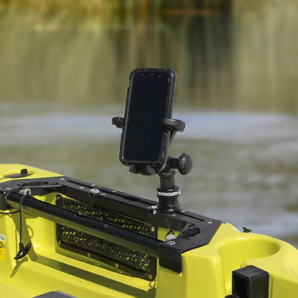 Grande fonction dans une petite empreinte.

RAILBLAZA MiniPort TracMount est la solution de montage compacte et sans outil pour les kayaks et les bateaux avec des rails d'engrenage installés en usine.

Pas de forage. Pas de boulons. Pas de plaques de support.

Il suffit de le faire glisser, de le tourner pour le verrouiller, et vous êtes prêt à monter des porte-tiges, des lumières, des équipements pour appareil photo ou tout ce qui est compatible StarPort.