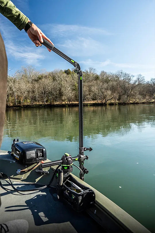 Plus vous allez loin, plus vous avez besoin de contrôle - et le RAILBLAZA HEXX Live Pole 60 est complet.

Avec un arbre de 60 pouces et un système de montage HEXX à résistance industrielle, ce poteau vous donne un contrôle directionnel total pour votre sonar orienté vers l'avant, que vous lutiez Garmin LiveScope, Lowrance ActiveTarget ou Humminbird MEGA Live.
